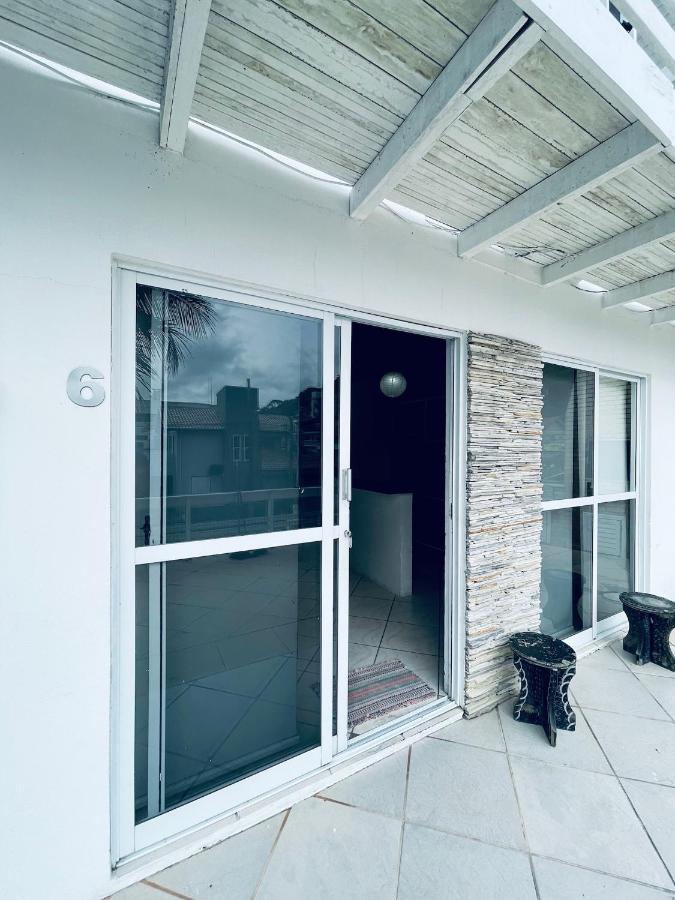 Residencial Morro Macaco Apartamentos Бомбиньяс Экстерьер фото